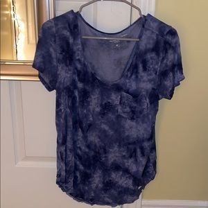 Hollister V-Neck T-Shirt